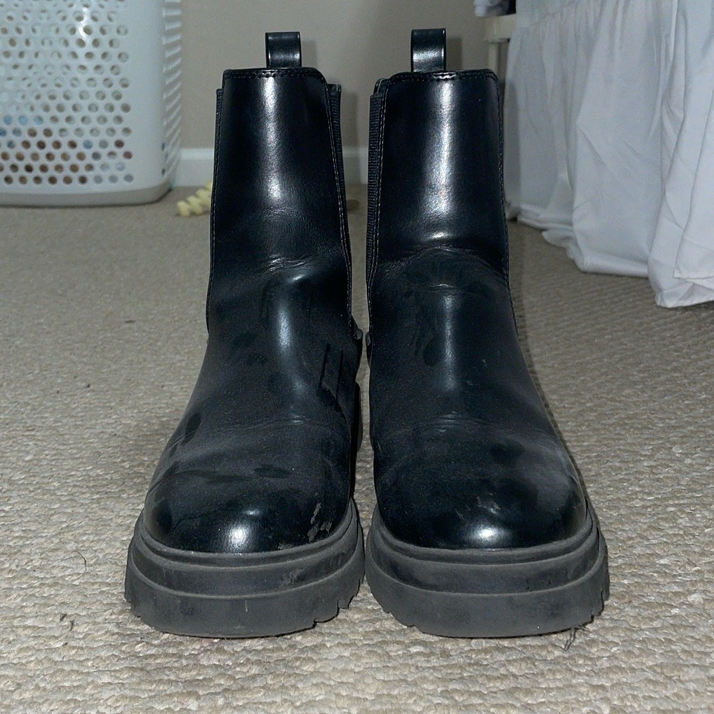 Size 8 Black Ankle Boot